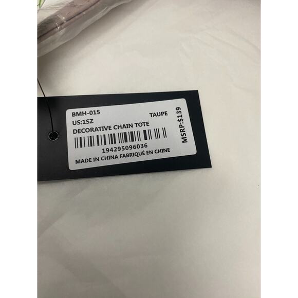 NWT Badgley Mischka Women's Large Decorative Chain Tote Taupe - Picture 11 of 11